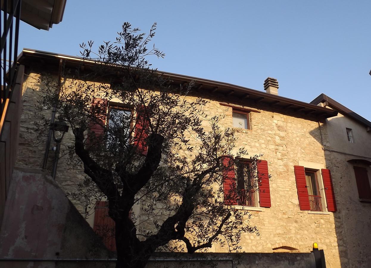 Antico Borgo B&B Con Spa - Adults Only Manerba del Garda Exterior foto